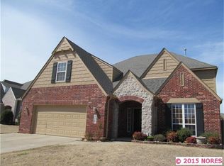 1008 S Cypress Ave W, Broken Arrow, OK 74012