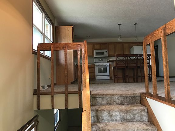 5th image of 520 Anita Ln