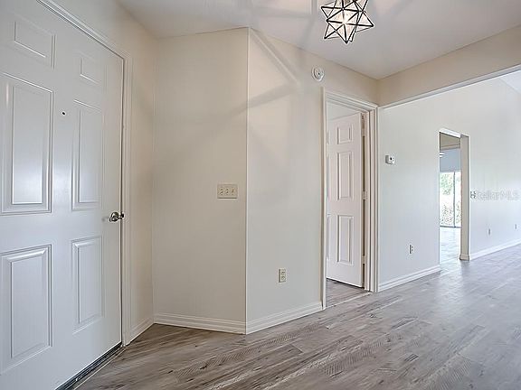 4th image of 1803 San Gabriel St