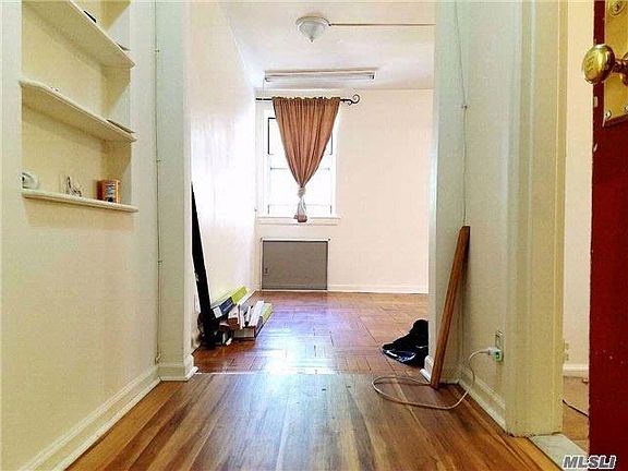 2nd image of 13517 78th Ave APT B