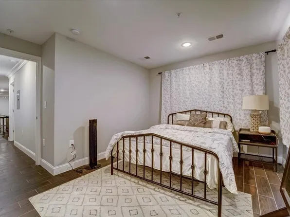 2765 Kennedy Boulevard image 18 of 33