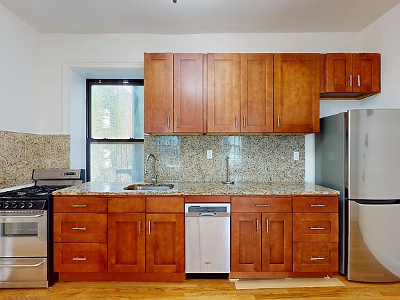5th image of 1443 York Ave APT 4S