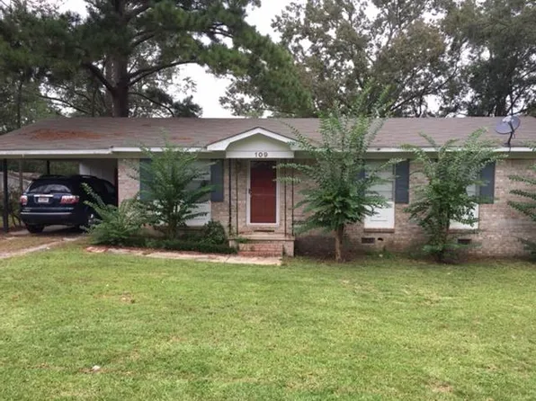 109 Astor Dr, Andalusia, AL 36420