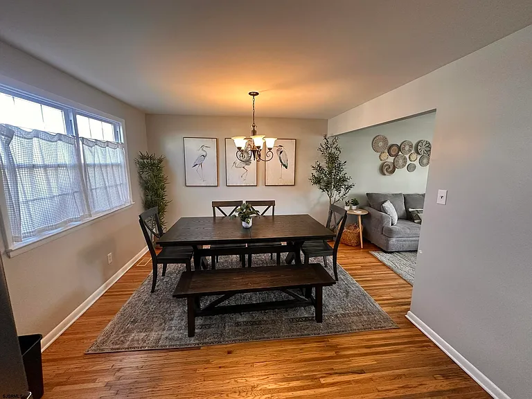 611 N Delavan Ave — Photo 6