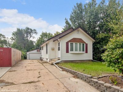 1408 Douglas Ave, Des Moines, IA, 50313