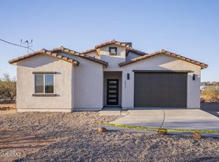 1847 Silver Ct, Rio Rico, AZ 85648