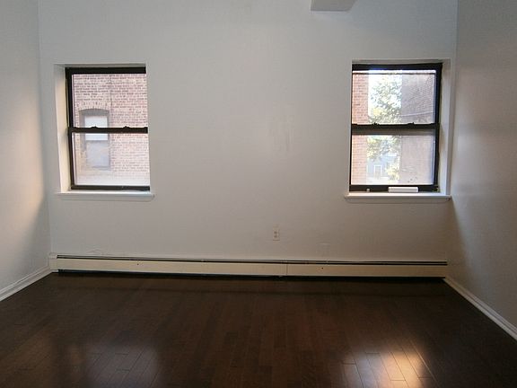 3rd image of 5720 Mosholu Ave #A