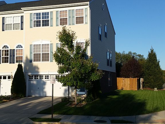 4th image of 6111 Popes Creek Pl