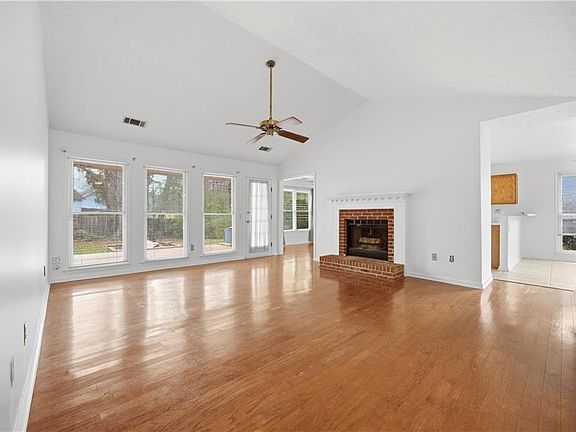 2nd image of 1500 Omie Way