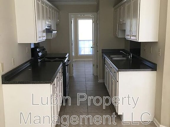 5th image of 4952 Grand Pines Dr