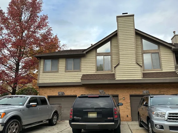 1907 Augusta Cir #1907, Mount Laurel, NJ 08054