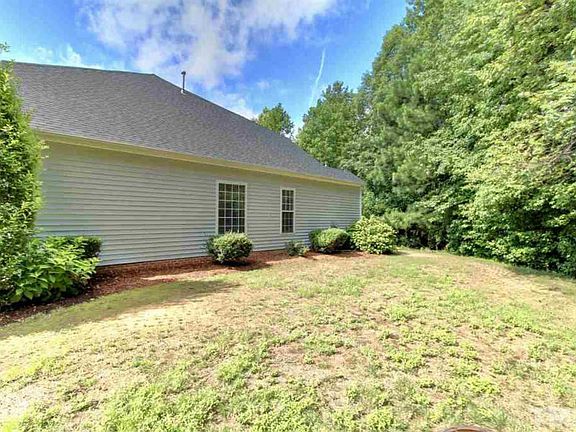 4th image of 3040 White Cloud Cir