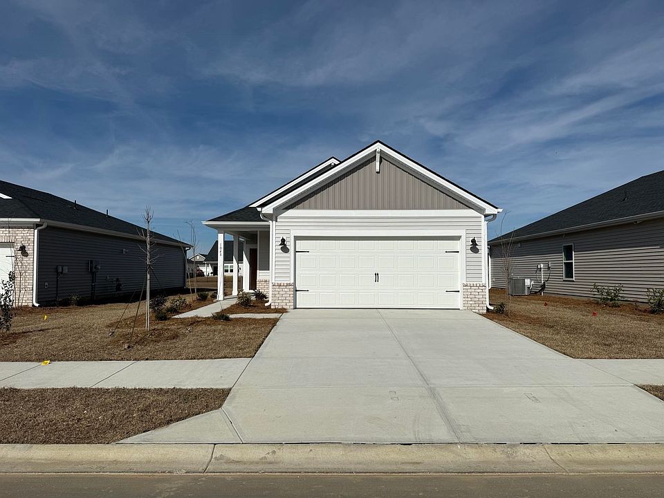 1st image of 1048 Lauryn Oak Loop #343 Kingstreet T