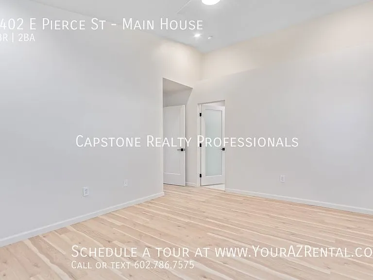 1402 E Pierce St #MAIN HOUSE — Photo 10