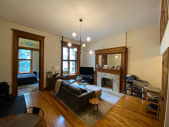 2nd image of 334 W 88th St APT 4