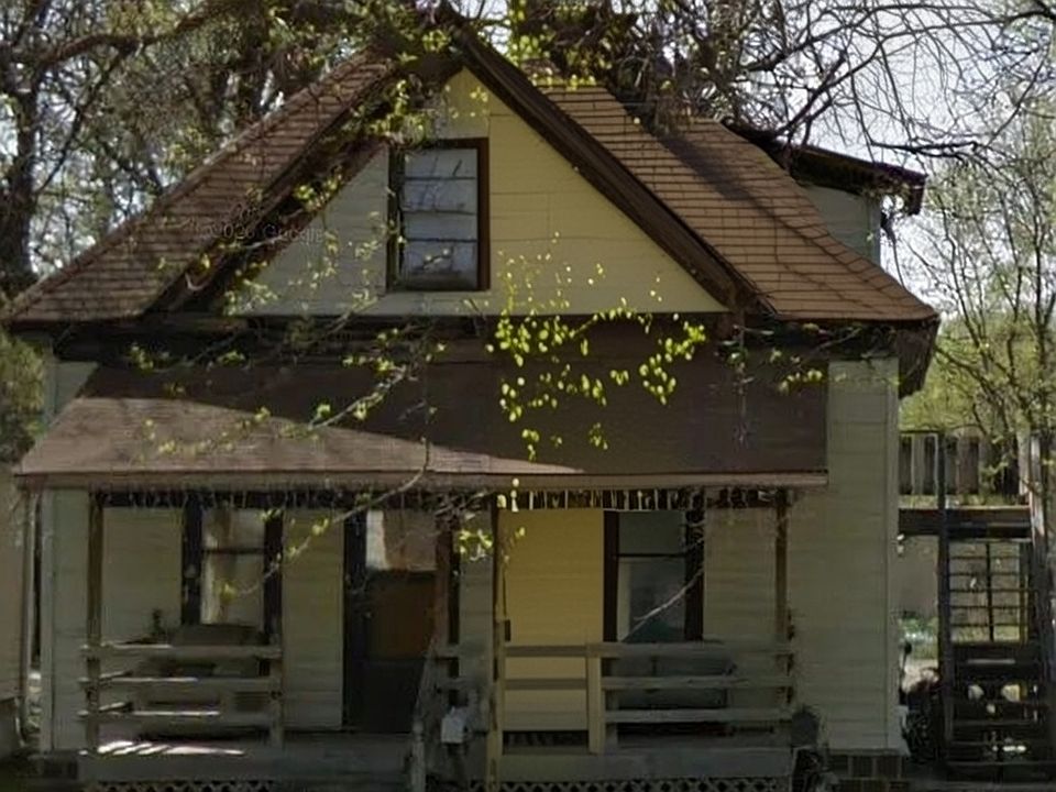 1st image of 2435 S 10th St #1