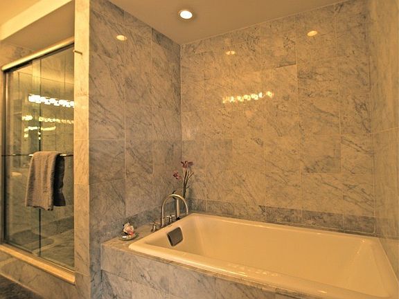 3rd image of 330 East 38th Street #18AB
