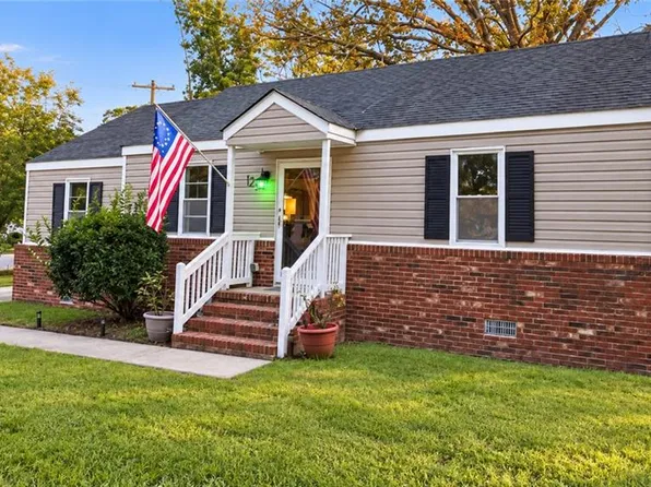 127 Banneker Dr, Williamsburg, VA 23185