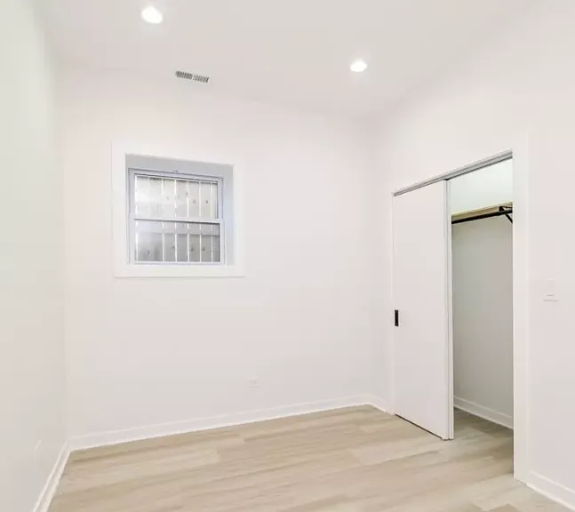 1056 N Central Park Ave #G — Photo 7