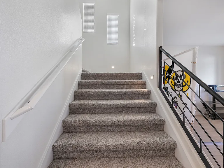 12804 De La Rosa Ave — Photo 19