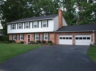 5704 Penguin Dr, Roanoke, VA 24018