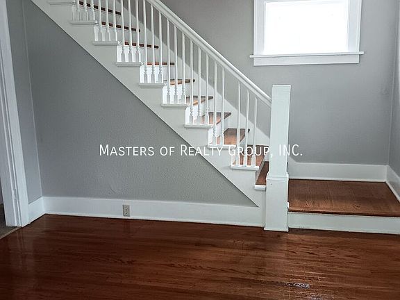 4th image of 1129 Diamond Ave