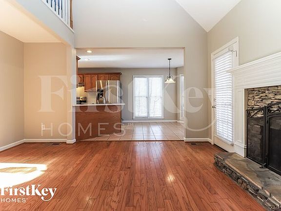 4th image of 59 White Oak Dr