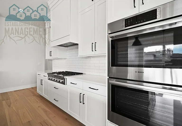 10642 W Lothbury Dr — Photo 14