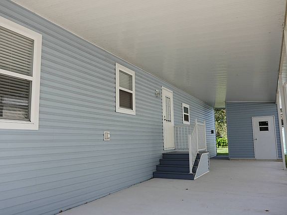 4th image of 2940 S Pony Ct #395