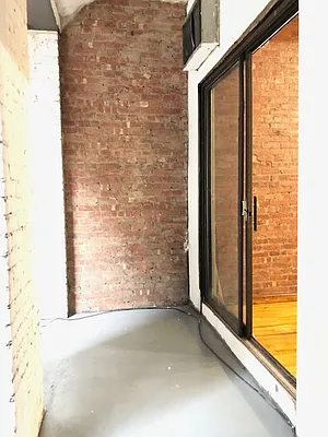 Rented by REAL New York | media 12