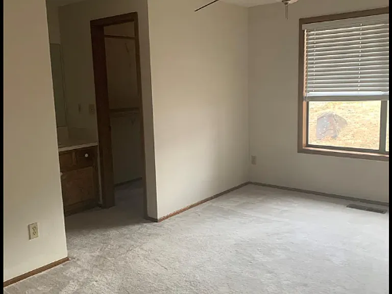 2428 Ptarmigan St NW — Photo 11