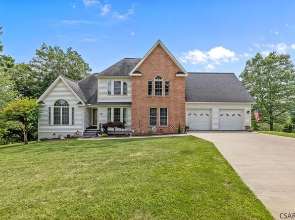 308 Graystone Ln, Johnstown, PA 15905