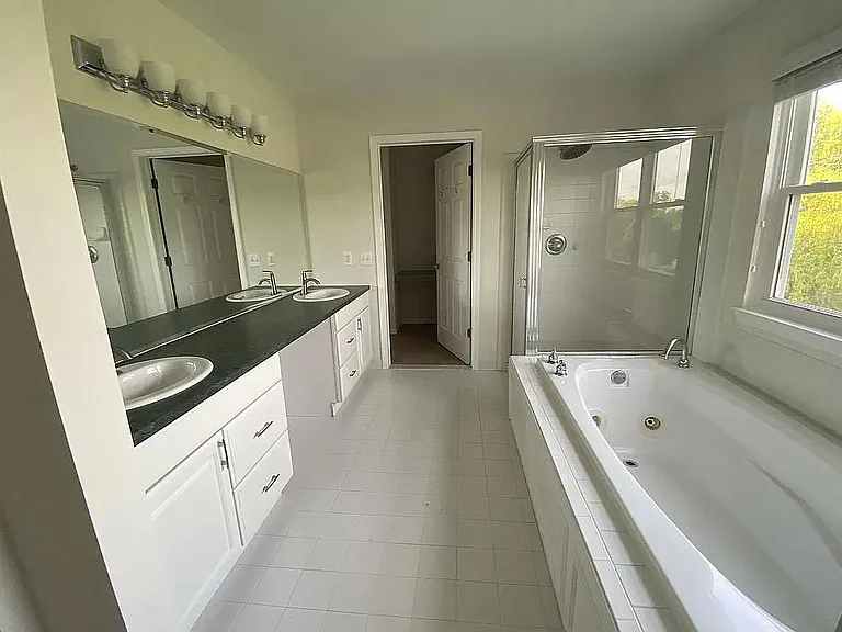 3047 Green Valley Dr — Photo 12