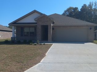 6331 Burrow Ln, Pensacola, FL 32526