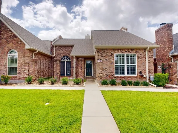 705 Walker St, Bryan, TX 77802