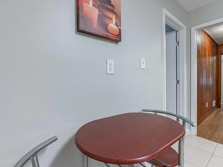 Lilla Cir SW — Photo 9