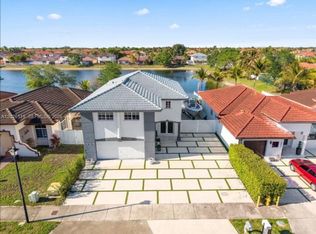 15341 SW 36th St, Miami, FL 33185