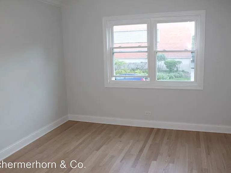 419 Ridge Ave — Photo 17