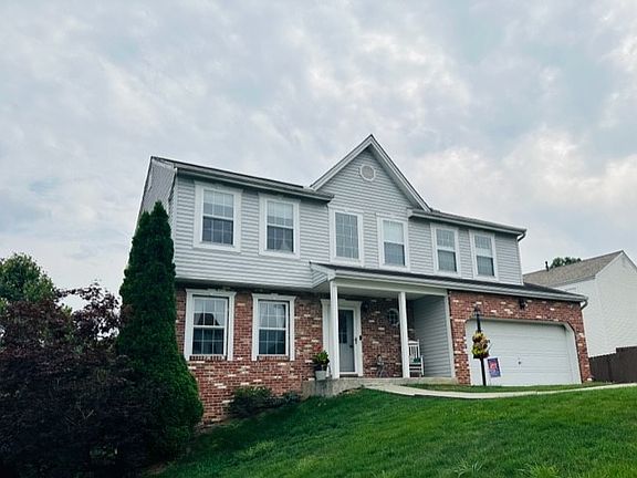 2nd image of 355 Chaucer Dr