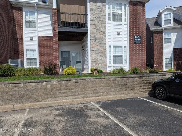 9901 Club Springs Way Unit 102, Louisville, KY 40291