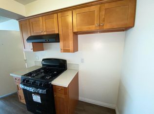916 S Atlantic Blvd, Alhambra, CA 91803