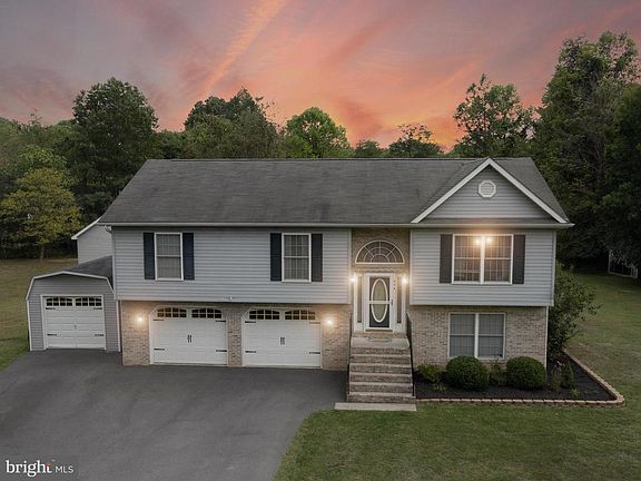 4th image of 344 Orchard Dale Dr