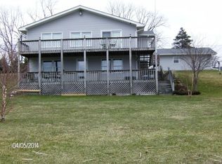 83762 Waldron Dr, Lawton, MI 49065