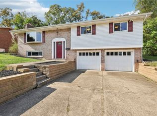 1236 Holy Cross Dr, Monroeville, PA 15146