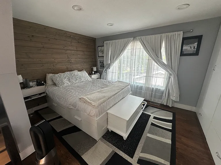 4422 State Line Rd — Photo 15