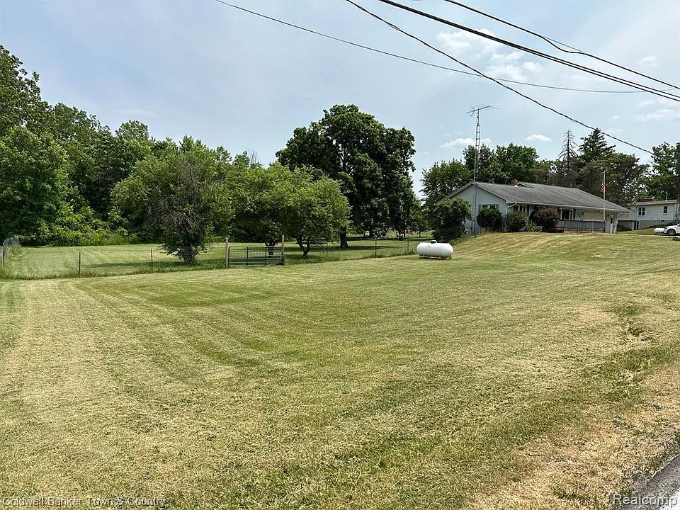 9109 Bancroft Rd, Bancroft, MI 48414 MLS 20230051304 Zillow