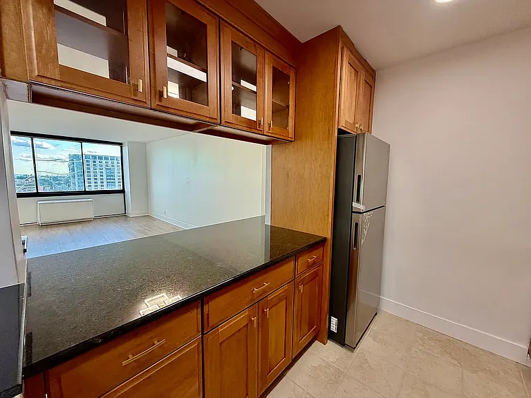 770 Anderson Ave #14C — Photo 4