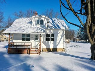 306 E Martin Ave, Stetsonville, WI 54480
