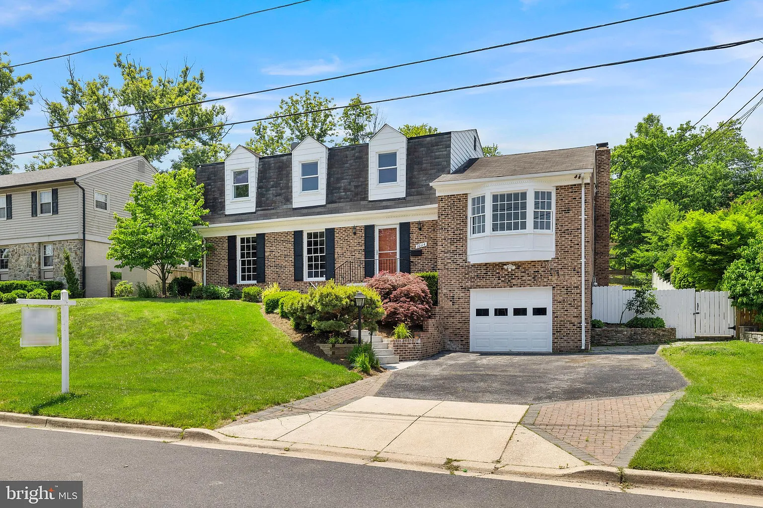 10114 Chickadee Ln photo 1