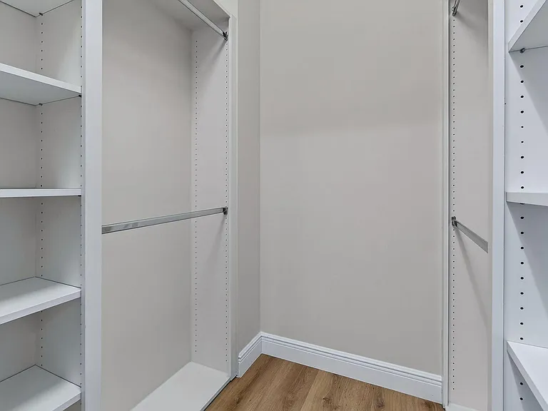 303 Caravelle Dr — Photo 31